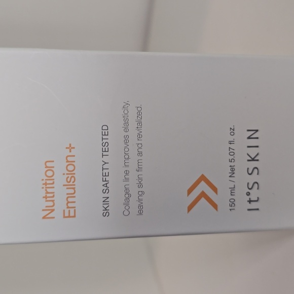Collagen Nutrition Emulsion - White and Orange - Picture 2 of 7